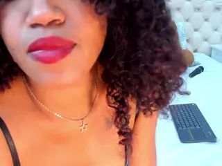 AfricaBell's Live Sex Cam Show