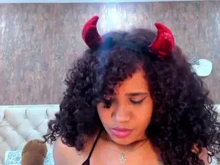 AfricaBell's Live Sex Cam Show