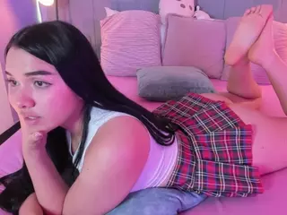 HOTTIE MEL's Live Sex Cam Show