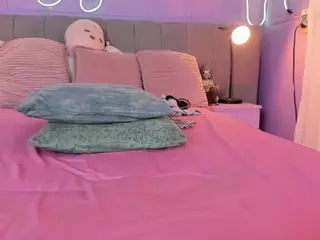 HOTTIE MEL's Live Sex Cam Show