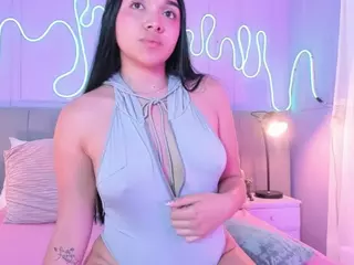 HOTTIE MEL's Live Sex Cam Show