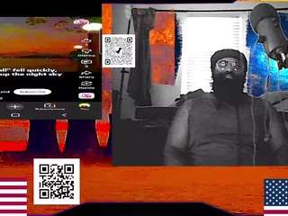 Live cam show with Russell Taylor Lacy