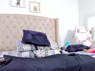 AllissonM's Live Sex Cam Show