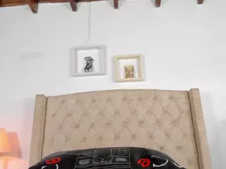 AllissonM's Live Sex Cam Show