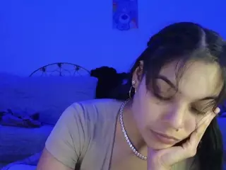sweetlikeblu's Live Sex Cam Show