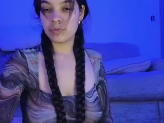 sweetlikeblu's Live Sex Cam Show