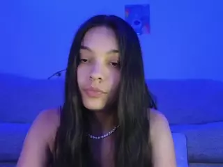 sweetlikeblu's Live Sex Cam Show