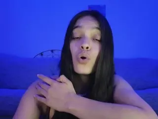 sweetlikeblu's Live Sex Cam Show