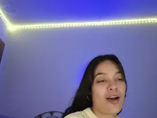 sweetlikeblu's Live Sex Cam Show