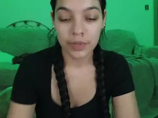 sweetlikeblu's Live Sex Cam Show