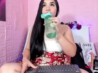 Lya's Live Sex Cam Show