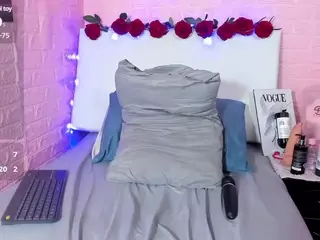 Lya's Live Sex Cam Show