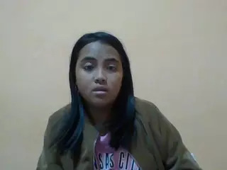 MonicaApple's Live Sex Cam Show