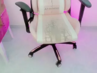 ZoeyBelair's Live Sex Cam Show