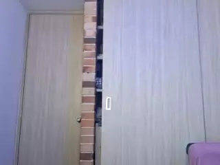 kerry-90's Live Sex Cam Show