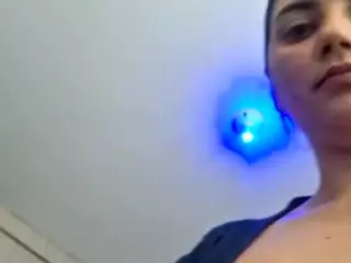 kerry-90's Live Sex Cam Show