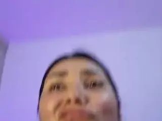 kerry-90's Live Sex Cam Show