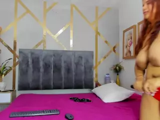 Carolinee-Torres's Live Sex Cam Show