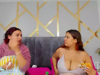 Carolinee-Torres's Live Sex Cam Show