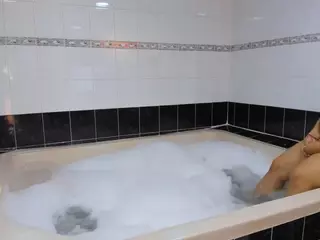 Carolinee-Torres's Live Sex Cam Show