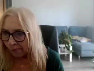 SofiaDream's Live Sex Cam Show