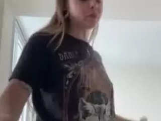 Jenni Coxx's Live Sex Cam Show