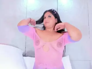 AvyMilton's Live Sex Cam Show