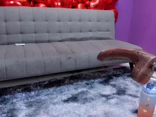 QueenLeizel's Live Sex Cam Show
