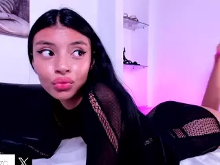 Charlote-zc-teen's Live Sex Cam Show