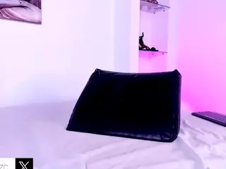 Charlote-zc-teen's Live Sex Cam Show