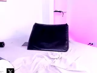 Charlote-zc-teen's Live Sex Cam Show
