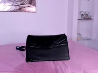 Charlote-zc-teen's Live Sex Cam Show