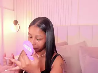Nakyra bell's Live Sex Cam Show