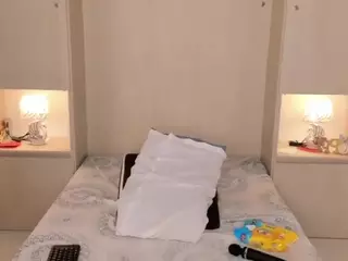 trishamoon's Live Sex Cam Show
