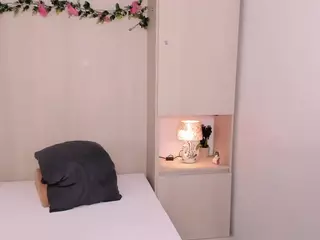 trishamoon's Live Sex Cam Show