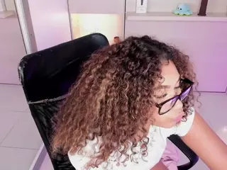 trishamoon's Live Sex Cam Show