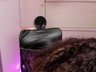trishamoon's Live Sex Cam Show