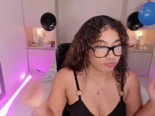 trishamoon's Live Sex Cam Show
