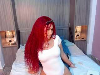 Live cam show with TRISHA