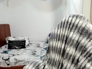 Isa heaven's Live Sex Cam Show