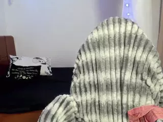 Isa heaven's Live Sex Cam Show