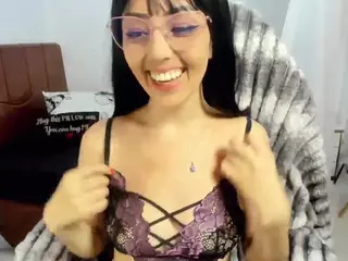 Isa heaven's Live Sex Cam Show