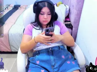 RavenToky0's Live Sex Cam Show