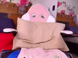 aisha-a's Live Sex Cam Show