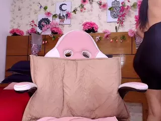 aisha-a's Live Sex Cam Show
