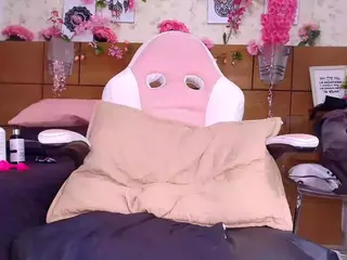 aisha-a's Live Sex Cam Show