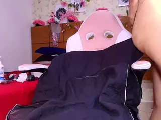 aisha-a's Live Sex Cam Show