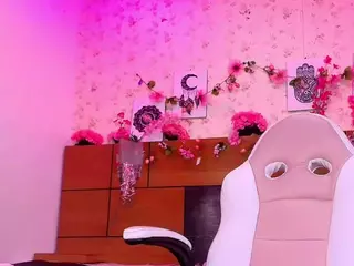 aisha-a's Live Sex Cam Show