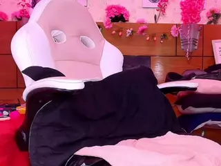 aisha-a's Live Sex Cam Show