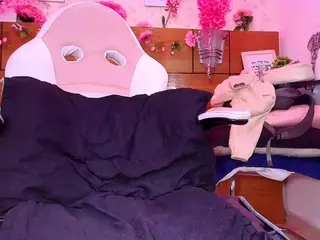 aisha-a's Live Sex Cam Show